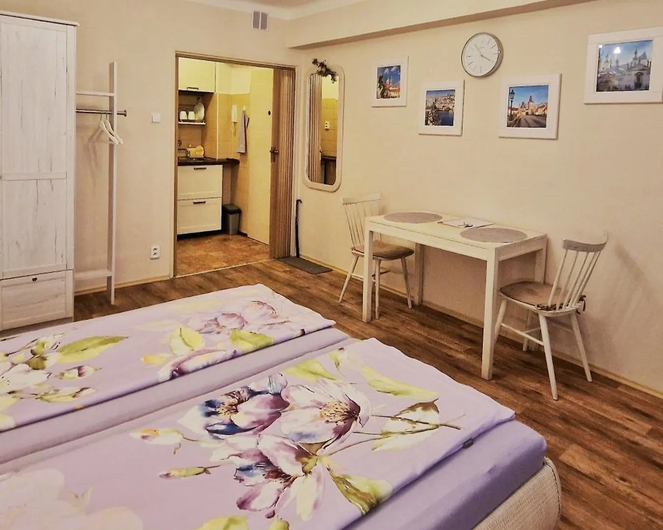 Veles Apartment Prag 0*,